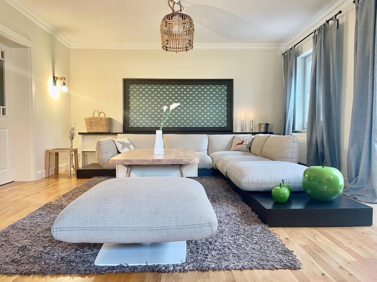 Landhaus Am Wald Mit Garten Mit 1 Schlafnische Und 1 Schlafzimmer Aurich Eksteriør bilde